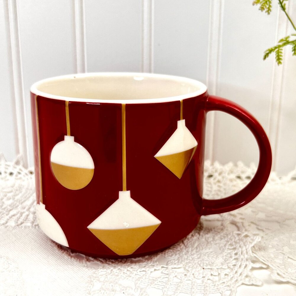 Starbucks 2012 Christmas Holiday Mug 12 oz Bone China Red Ornament Design